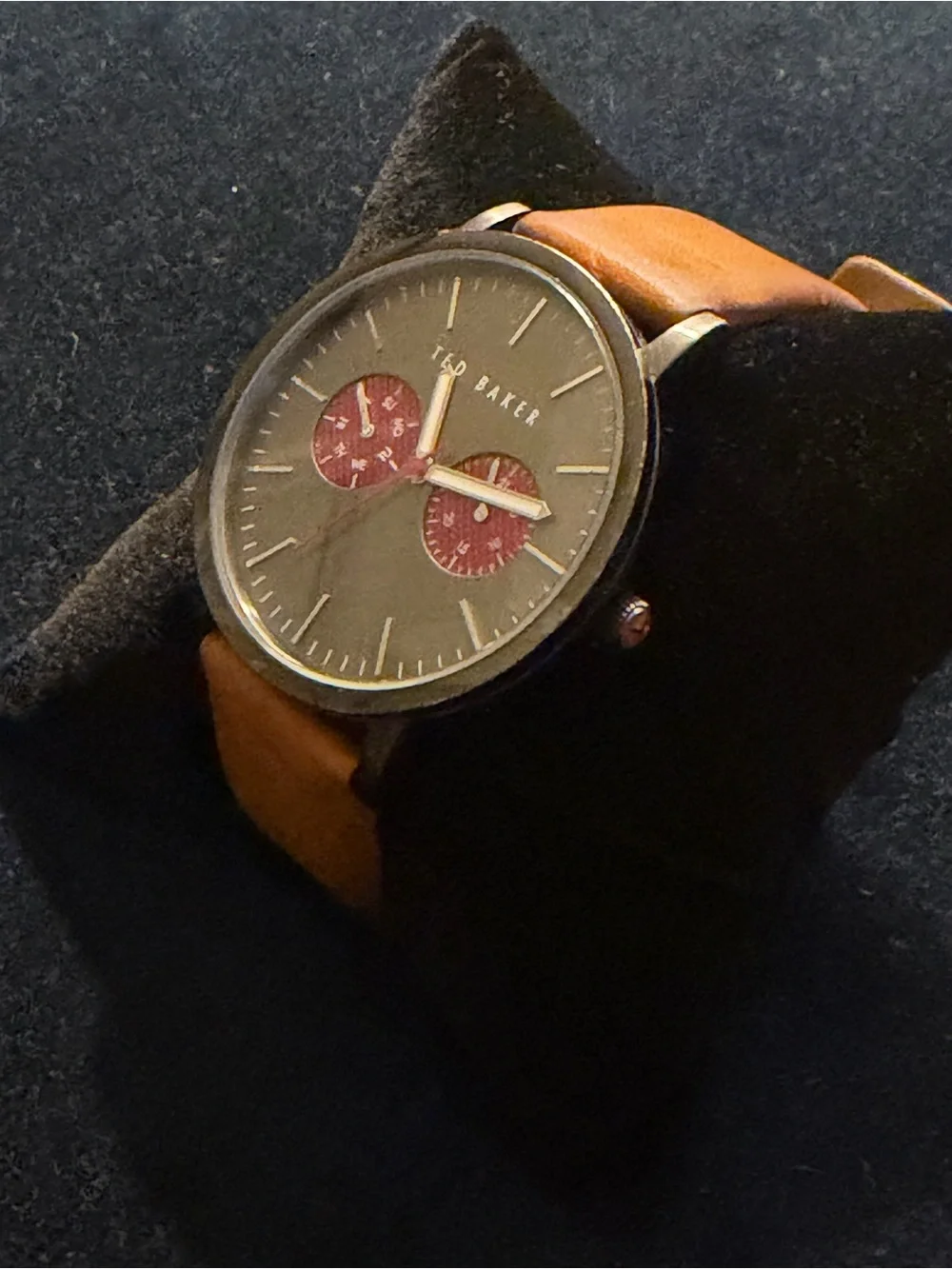 Ted Baker signs gray